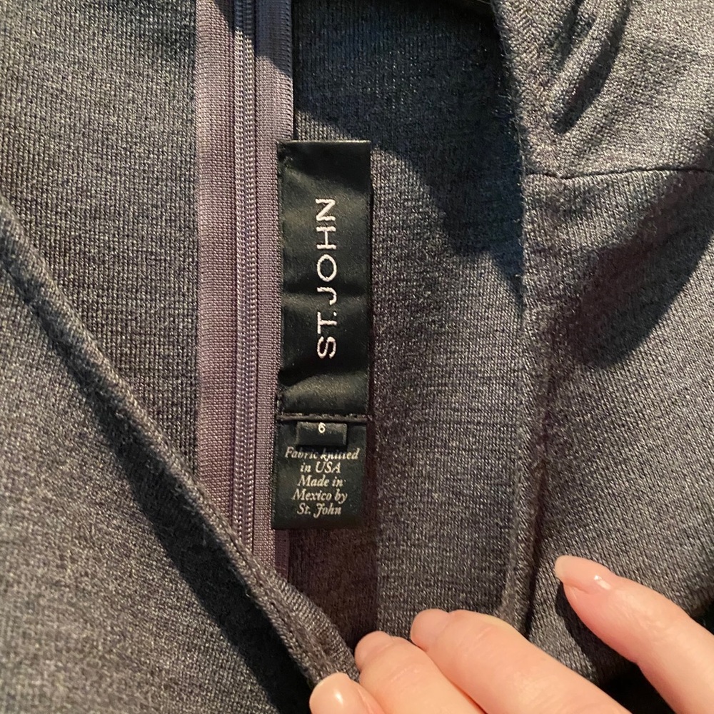 St. John Straight Dress (NEVER WORN)